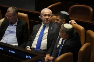 El primer ministro israelí, Benjamín Netanyahu (2-i).