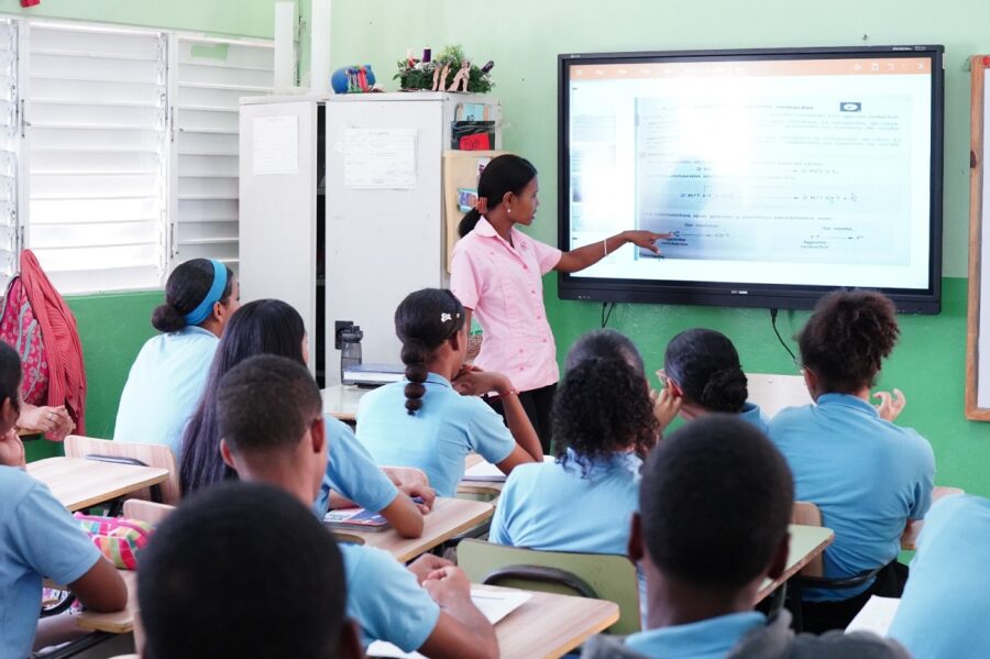 eduación-escuela-maestros