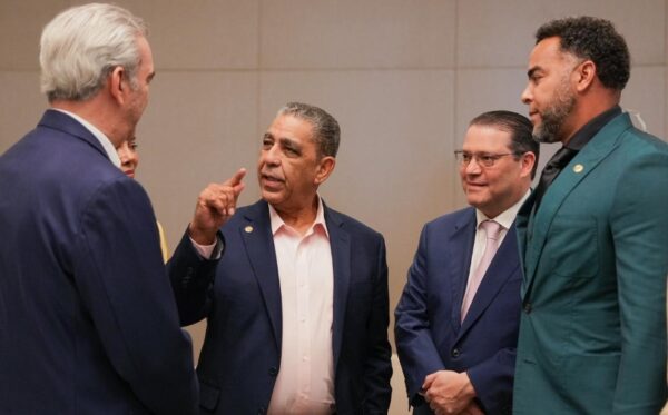 Sanz estableció que    el empleo formal es la prioridad.