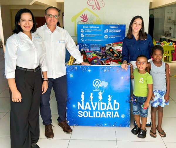 Lissette Mesa, Carlo Álvarez y María Teresa Sangiovanni.