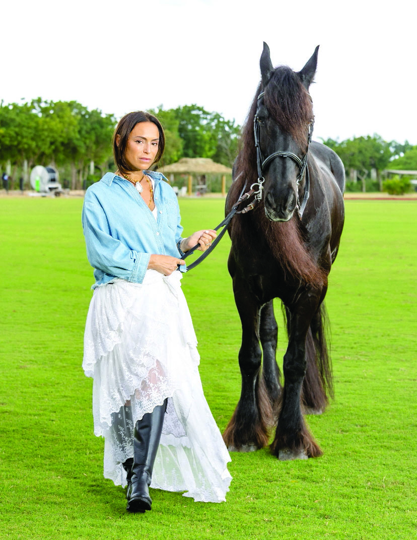 Carolina Rainer  dice que el propósito mayor del evento es mujeres apoyando a otras mujeres en favor de una noble causa.