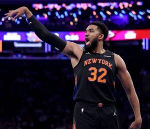 El dominicano Karl Towns durante el partido ante Celtics.