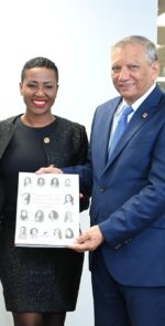 Neivy Tolentino  y Leonardo Aguilera.