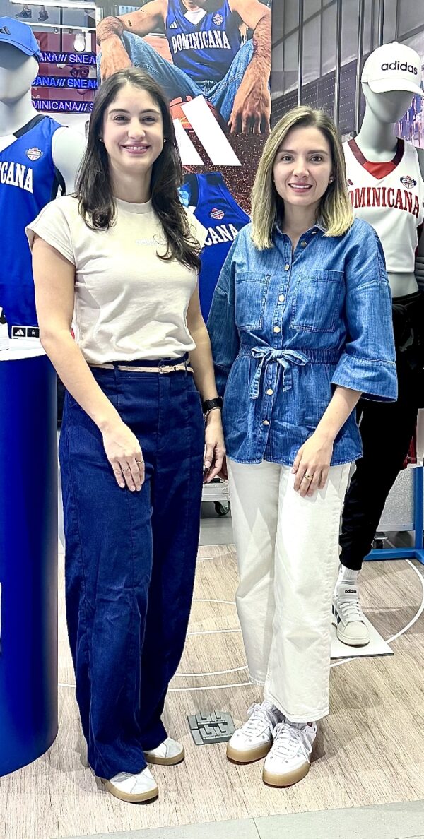 Carla Vélez, gerente de Marca Adidas, y Marcela Costa, gerente de Mercadeo Adidas.