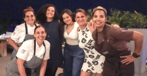 María Elena Marfetán, Tita Páez y Julieta Moizo junto a Lía Hiraldo, directora de Eco Soluciones, y Nicole Suárez, gerente de Mercadeo de la organización.