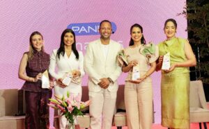 Kimberly García, Yoskeire Duarte, Carlos Machuca, Diandra Vásquez y Evelyn Henríquez.