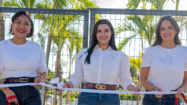 Rossy Santana, Lady Diana Martínez y Adriana Jiménez.