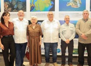 Gibel Orsini, José O. Orsini Bosch,  Milagros Ortiz Bosch, Noel López, José Luis Gerhartz y Nicasio Viña.