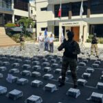 Persecución de ocho horas termina con narcolancha cargada de cocaína frente a costas de Santo Domingo