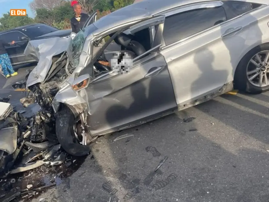 Las autoridades investigan las causas del accidente.