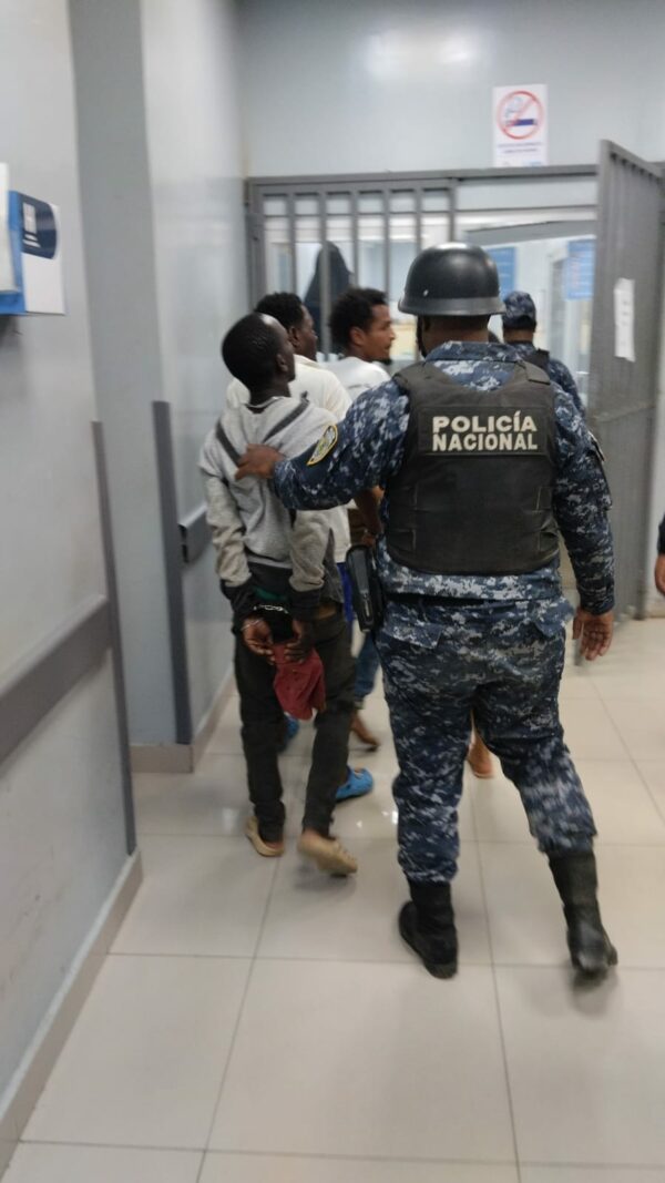 Atracadores-Arresto-Autovía Coral