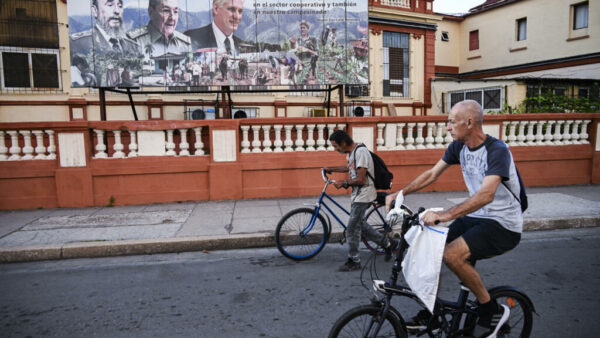 Ayuda a Cuba de España