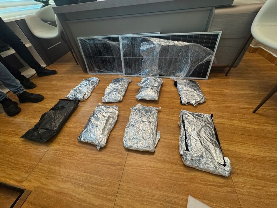 Cocaína en paneles solares