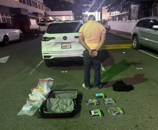Detenido con 5 kilos