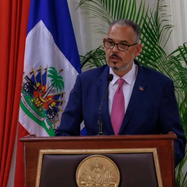El primer ministro Alix Didier Fils-Aimé