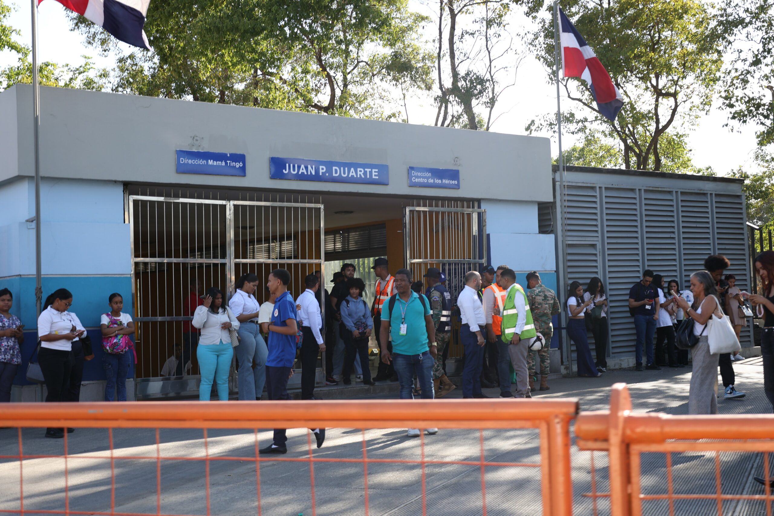 Restablecen servicio del Metro de Santo Domingo tras apagón nacional