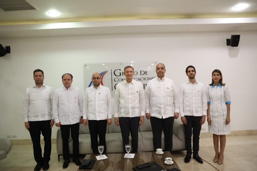 El canciller Roberto Álvarez en el Almuerzo del Grupo de Comunicaciones Corripio