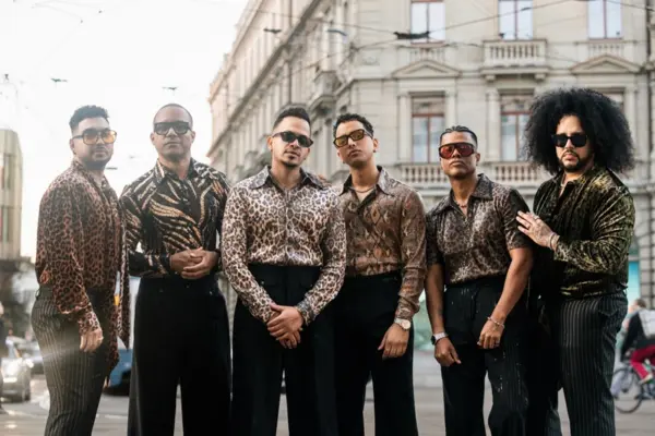 Grupo Extra