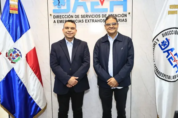 Los directores del SNS y la DAEH, Julio Landrón y Juan Manuel Méndez García