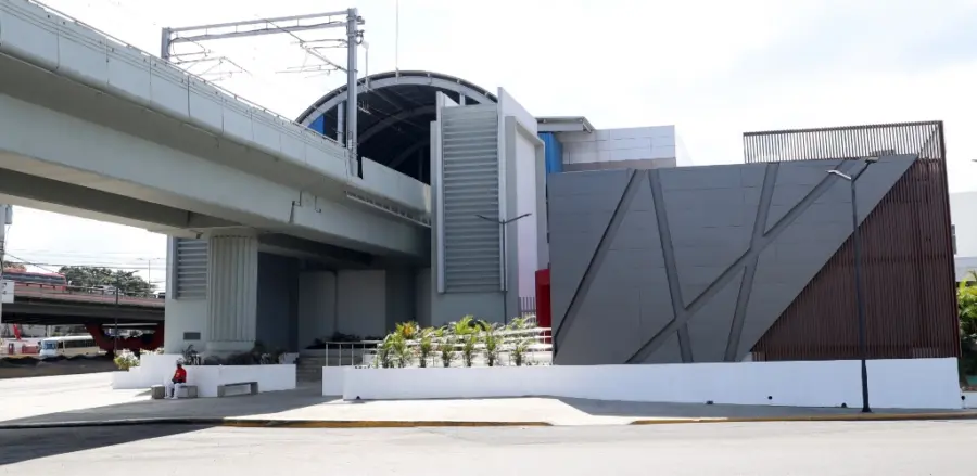 La nueva extensión del Metro permitirá un ahorro en el traslado de hasta un 60 % y cuenta con una inversión de 30,000 millones de pesos. José Francisco