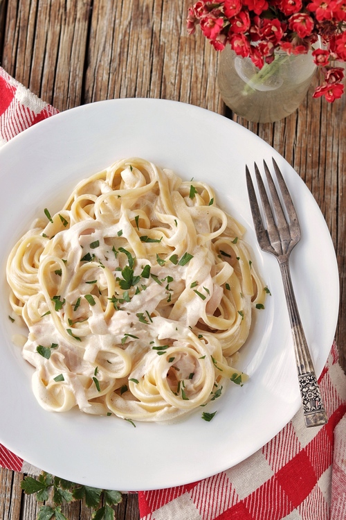 Pasta en salsa blanca