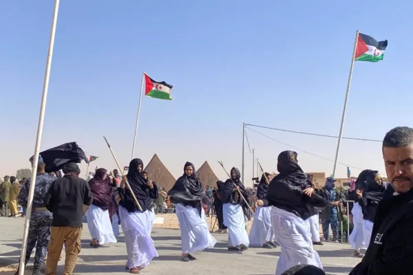 Saharauis en una celebración, en una imagen de archivo