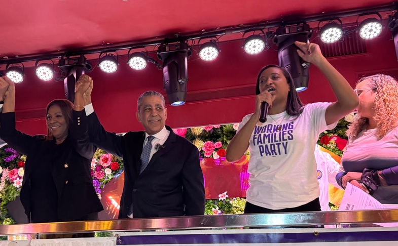 Batalla por el Distrito 13: Adriano Espaillat recibe respaldo de peso en plena campaña