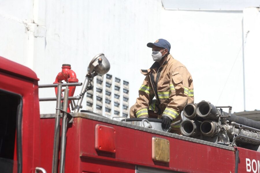 incendio-Haina-Bombero