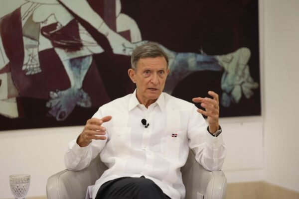 canciller Roberto Alvarez-alvarez