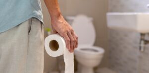 Especialista dice que las causas del rectocele son variadas, pero entre las más comunes se encuentran los partos vaginales.