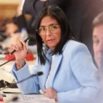 Rodríguez cierra siete entes públicos en Venezuela, cuatro de ellos creados por Maduro