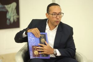 director de pasaporte