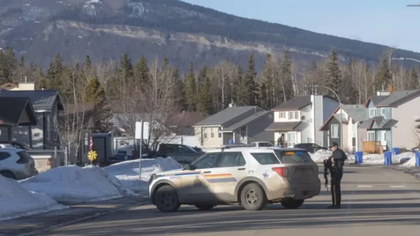 Canadá intenta recomponerse tras el tiroteo masivo que se produjo en la tarde del martes en una escuela en una remota localidad minera.