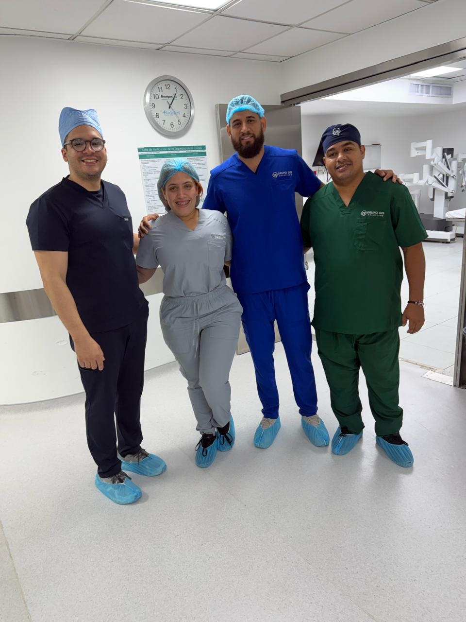 Médico promueve en República Dominicana la ablación por radiofrecuencia para nódulos tiroideos