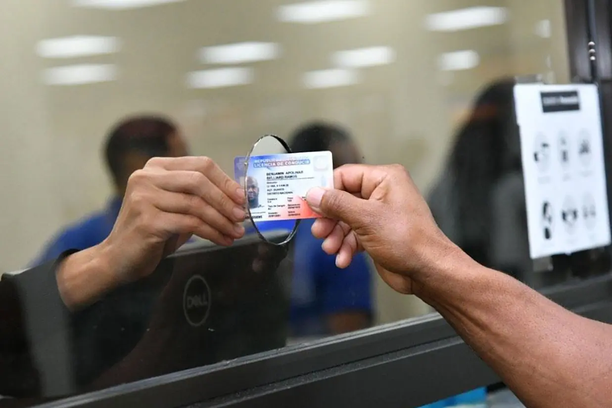 Nueva licencia de conducir disponible desde el 2 de marzo: conoce las oficinas y consulados donde podrás renovarla