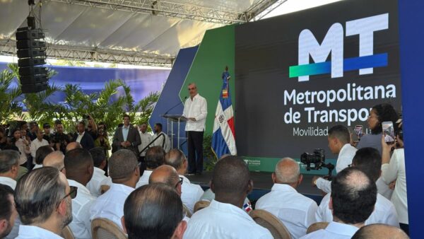 luis abinader-inauguración-metro de los alcarrizos
