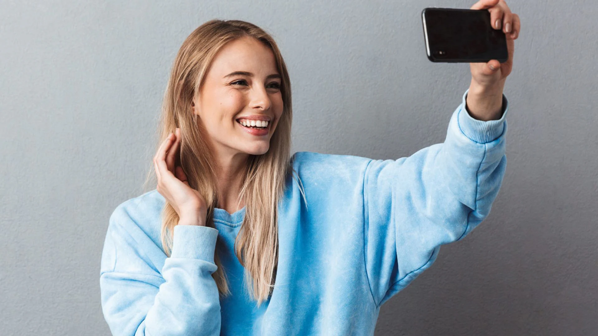 Sociedad Dermatología advierte sobre consejos estéticos y terapéuticos en redes sociales