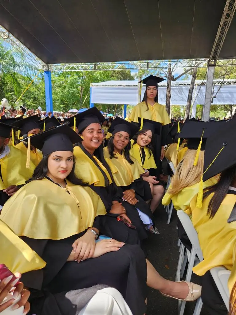 uasd-graduación-universidad