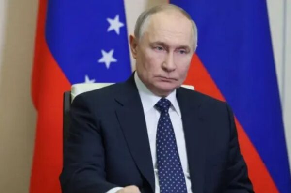 Vladimir Putin ayuda a Cuba para que  supere la crisis.