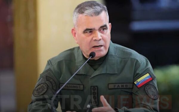 Salida de Padrino López una señal de una  estabilidad política.