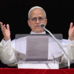 El papa pide un diálogo urgente por la paz