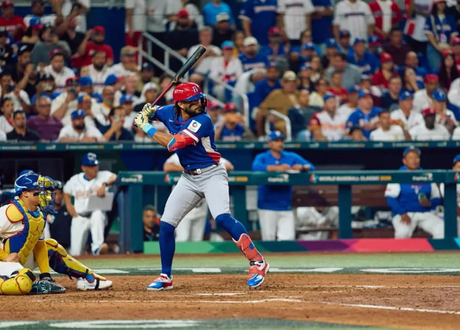 Fernando Tatis Jr es uno de los jugadores más aclamados por los fanáticos en el Clásico Mundial de Béisbol.