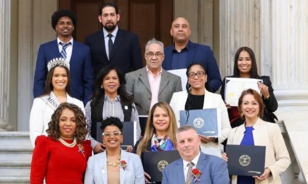 El grupo de homenajeados en Rhode Island.