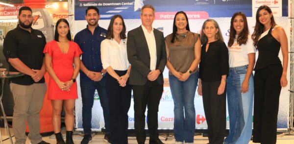 Ejecutivos de Carrefour presidieron la rueda de prensa donde dieron a conocer los detalles del tradicional evento.