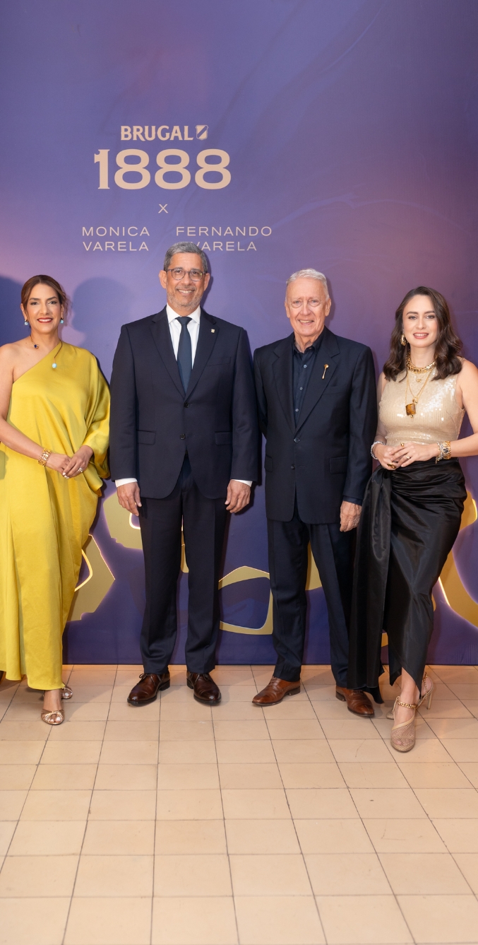 Mery Melo, Augusto Ramírez, Fernando Varela y  Mónica Varela.