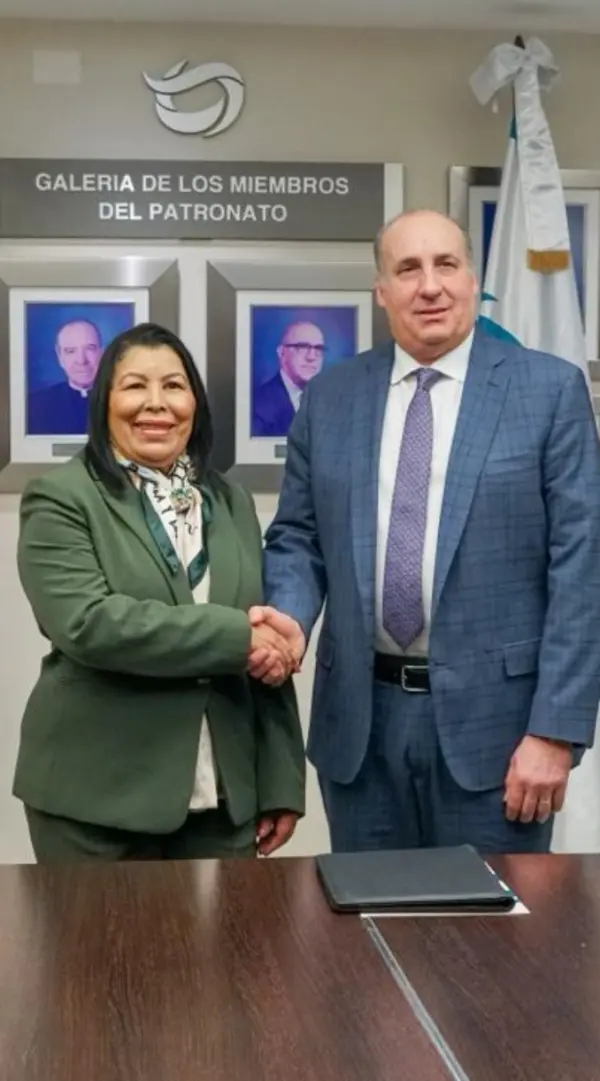 Milagros Ureña y Zanoni Selig.