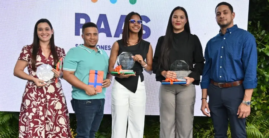 El equipo de RAAS durante la celebración.