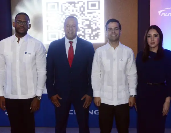 Yogananda Pérez, Pedro Luis Mena, Práxedes Castillo y Génesis de los Santos.