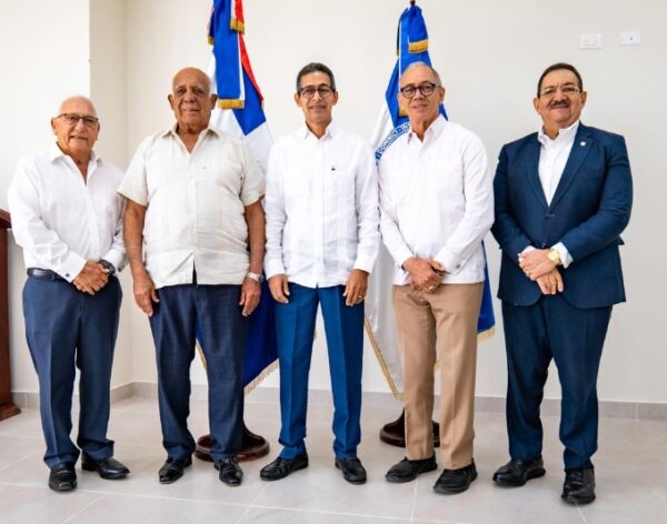 Ricardo Barceló,  Iván Rondón, Juan Antonio Morales,  Rubén Cruz Ubiera y Cristóbal Castillo.