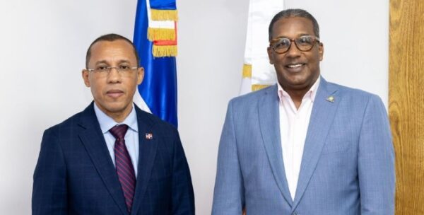 Geraldo Espinosa y Agustín Burgos.